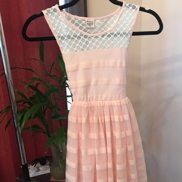 Spring/ summer dress - Picture 2 of 6